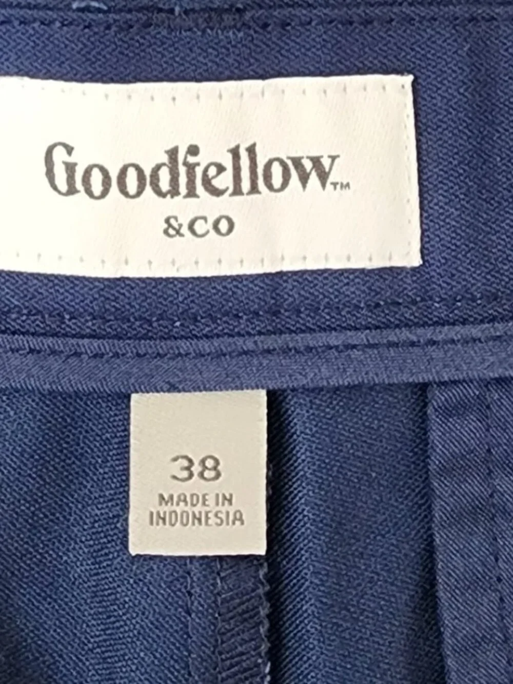 Goodfellow & Co Men’s Size 38 Navy Blue Pleated Cotton Stretch Chino Shorts